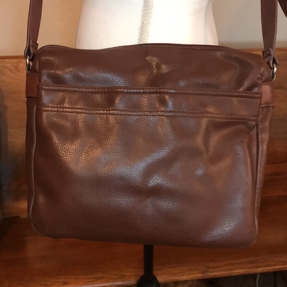 RELIC BROWN CROSSBODY BAG - Picture 5 of 13